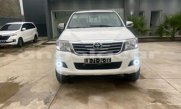Comprar Usado Toyota Hilux Branco Carro em Luanda em Luanda Province Comprar Usado Toyota Hilux Branco Carro em Luanda em Luanda Province