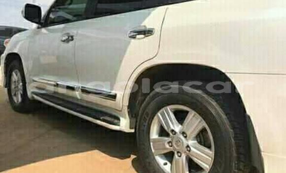 Comprar Usado Toyota Land Cruiser Branco Carro em Luanda em Luanda Province Comprar Usado Toyota Land Cruiser Branco Carro em Luanda em Luanda Province