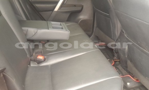 Buy Used Toyota RAV4 Other Car in Luanda in Luanda Province Buy Used Toyota RAV4 Other Car in Luanda in Luanda Province