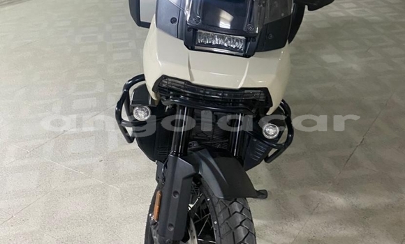 Comprar Usado Harley Davidson Dyna Outro Moto em Luanda em Luanda Province Comprar Usado Harley Davidson Dyna Outro Moto em Luanda em Luanda Province
