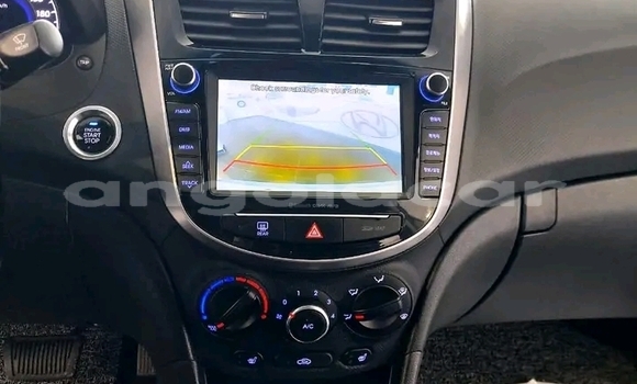 Acheter Occasion Voiture Hyundai Accent Gris à Luanda, Province de Luanda Acheter Occasion Voiture Hyundai Accent Gris à Luanda, Province de Luanda