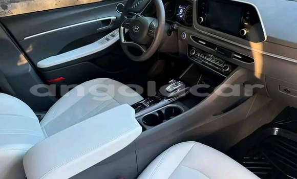 Comprar Usado Hyundai Sonata Vermelho Carro em Luanda em Luanda Province Comprar Usado Hyundai Sonata Vermelho Carro em Luanda em Luanda Province