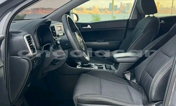 Buy Used Kia Sportage Black Car in N'zeto in Zaire Buy Used Kia Sportage Black Car in N'zeto in Zaire