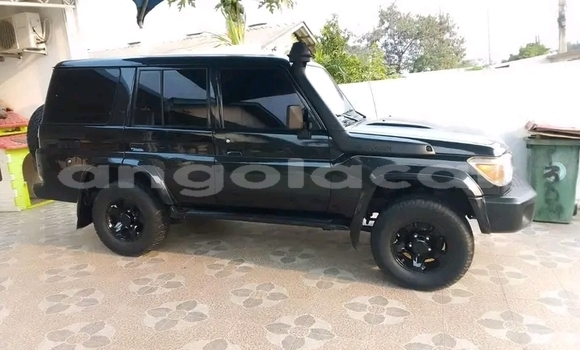 Buy Used Toyota Land Cruiser Black Car in Luanda in Luanda Province Buy Used Toyota Land Cruiser Black Car in Luanda in Luanda Province