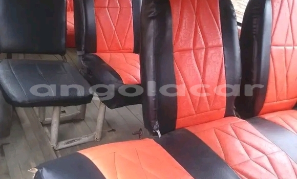 Comprar Usado Toyota Hiace Outro Carro em Huambo em Huambo Comprar Usado Toyota Hiace Outro Carro em Huambo em Huambo