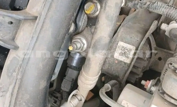 Comprar Usado Suzuki Splash Bege Carro em Camacupa em Bie Comprar Usado Suzuki Splash Bege Carro em Camacupa em Bie