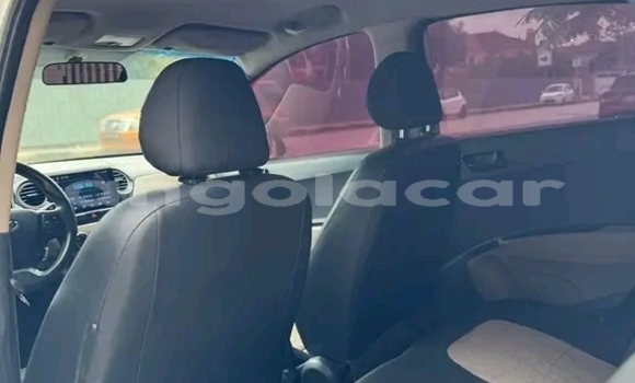 Buy Used Hyundai i10 White Car in Luanda in Luanda Province Buy Used Hyundai i10 White Car in Luanda in Luanda Province