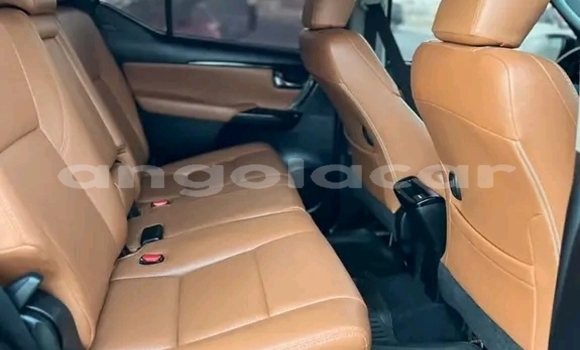Comprar Usado Toyota Fortuner Preto Carro em Luanda em Luanda Province Comprar Usado Toyota Fortuner Preto Carro em Luanda em Luanda Province