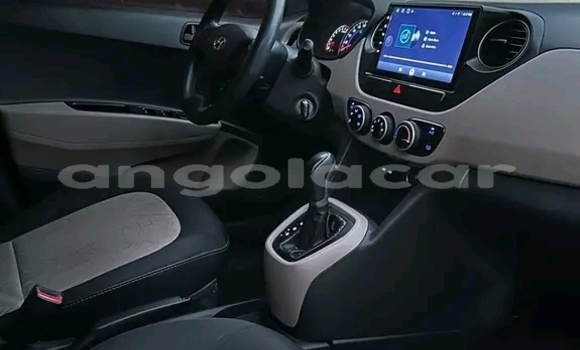 Buy Used Hyundai i10 White Car in Luanda in Luanda Province Buy Used Hyundai i10 White Car in Luanda in Luanda Province