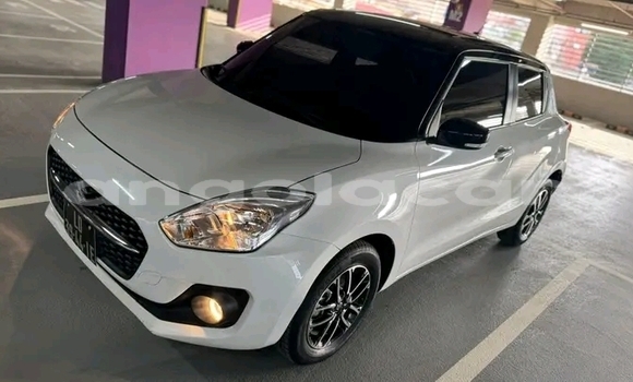 Comprar Usado Suzuki Swift Branco Carro em Luanda em Luanda Province Comprar Usado Suzuki Swift Branco Carro em Luanda em Luanda Province