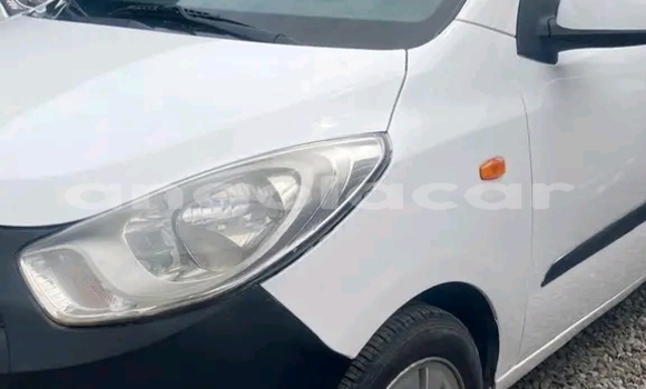 Buy Used Hyundai i10 White Car in Luanda in Luanda Province Buy Used Hyundai i10 White Car in Luanda in Luanda Province
