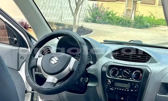 Buy Used Suzuki Alto White Car in Luanda in Luanda Province Buy Used Suzuki Alto White Car in Luanda in Luanda Province