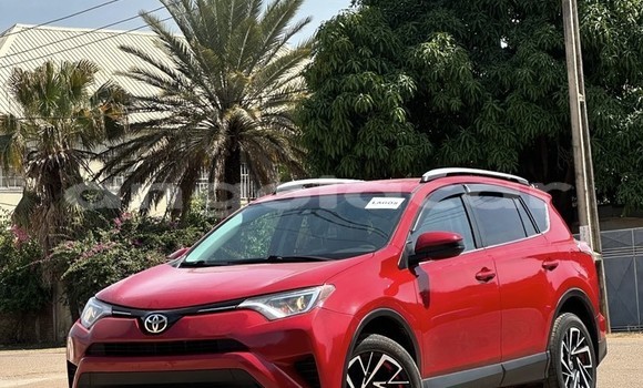 Comprar Usado Toyota RAV4 Vermelho Carro em Luanda em Luanda Province