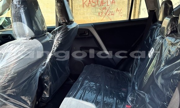 Buy Used Toyota RAV4 Red Car in Luanda in Luanda Province Buy Used Toyota RAV4 Red Car in Luanda in Luanda Province
