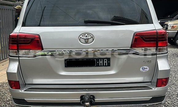 Comprar Usado Toyota Land Cruiser Prata Carro em Luanda em Luanda Province Comprar Usado Toyota Land Cruiser Prata Carro em Luanda em Luanda Province