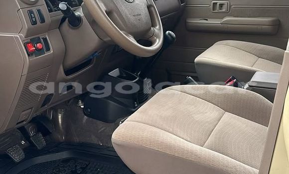 Comprar Usado Toyota Land Cruiser Outro Carro em Luanda em Luanda Province Comprar Usado Toyota Land Cruiser Outro Carro em Luanda em Luanda Province