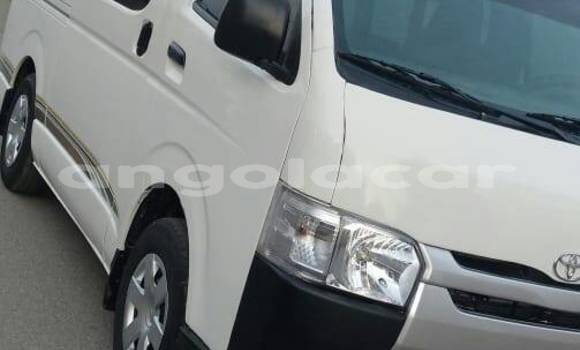 Comprar Usado Toyota Caldina Branco Carro em Camabatela em Uige Comprar Usado Toyota Caldina Branco Carro em Camabatela em Uige