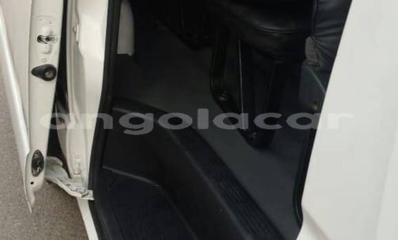 Comprar Usado Toyota Caldina Branco Carro em Camabatela em Uige Comprar Usado Toyota Caldina Branco Carro em Camabatela em Uige
