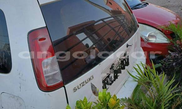Comprar Usado Suzuki Ignis Branco Carro em Camabatela em Uige Comprar Usado Suzuki Ignis Branco Carro em Camabatela em Uige