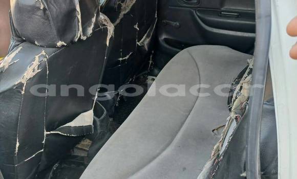 Comprar Usado Suzuki Ignis Branco Carro em Camabatela em Uige Comprar Usado Suzuki Ignis Branco Carro em Camabatela em Uige