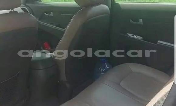 Comprar Usado Kia Sportage Outro Carro em Camabatela em Uige Comprar Usado Kia Sportage Outro Carro em Camabatela em Uige