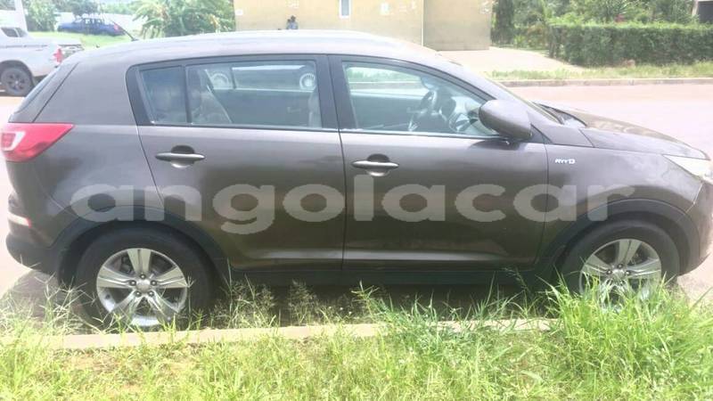 Big with watermark kia sportage uige camabatela 37540