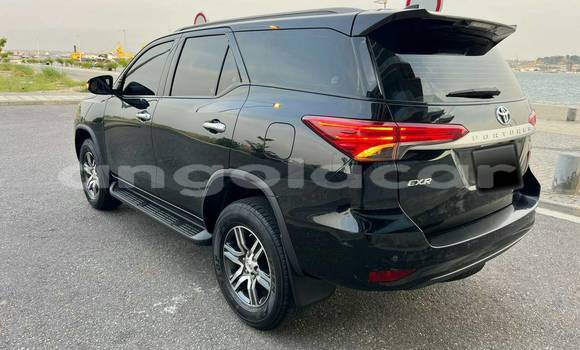 Comprar Usado Toyota Fortuner Preto Carro em Camabatela em Uige Comprar Usado Toyota Fortuner Preto Carro em Camabatela em Uige