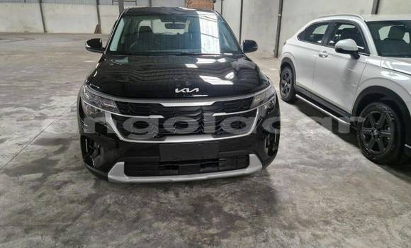 Comprar Usado Kia Sephia Outro Carro em Camabatela em Uige Comprar Usado Kia Sephia Outro Carro em Camabatela em Uige