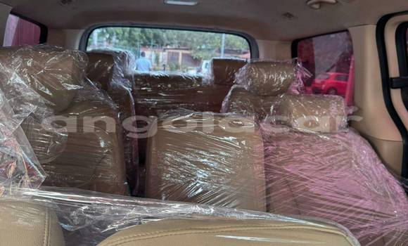 Comprar Usado Hyundai H1 Outro Carro em Camabatela em Uige Comprar Usado Hyundai H1 Outro Carro em Camabatela em Uige