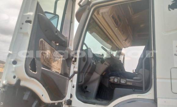 Buy Used Iveco CURSOR White Truck in Camabatela in Uige Buy Used Iveco CURSOR White Truck in Camabatela in Uige
