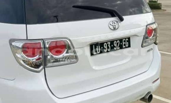 Buy Used Toyota Fortuner White Car in Cabinda in Cabinda Buy Used Toyota Fortuner White Car in Cabinda in Cabinda