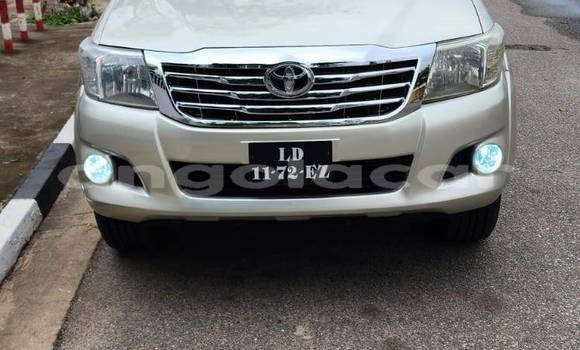 Acheter Occasion Voiture Toyota Hilux Autre à Camabatela, Uige Acheter Occasion Voiture Toyota Hilux Autre à Camabatela, Uige