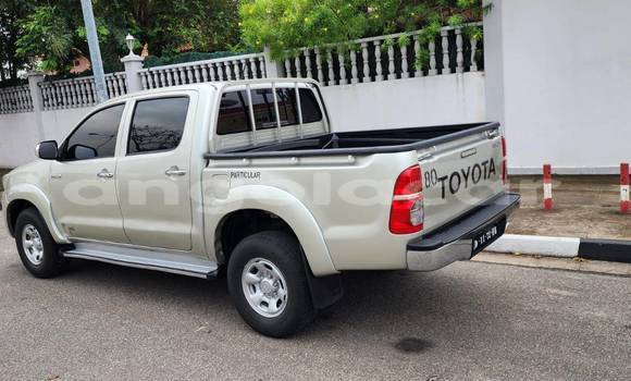 Buy Used Toyota Hilux Other Car in Camabatela in Uige Buy Used Toyota Hilux Other Car in Camabatela in Uige