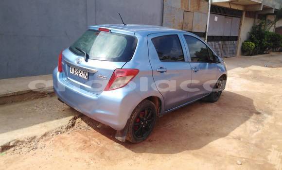Buy Used Toyota Yaris Blue Car in Catchiungo in Huambo Buy Used Toyota Yaris Blue Car in Catchiungo in Huambo