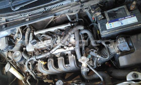 Buy Used Toyota Yaris Blue Car in Catchiungo in Huambo Buy Used Toyota Yaris Blue Car in Catchiungo in Huambo