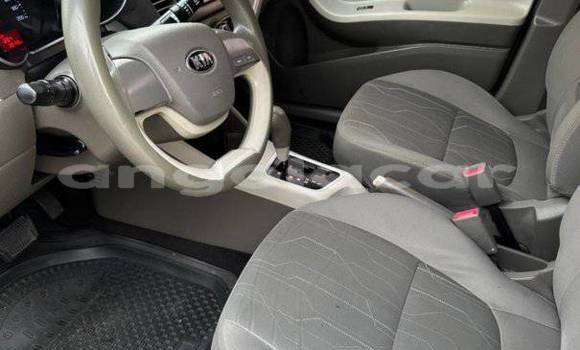 Comprar Usado Kia Morning Azul Carro em Catchiungo em Huambo Comprar Usado Kia Morning Azul Carro em Catchiungo em Huambo