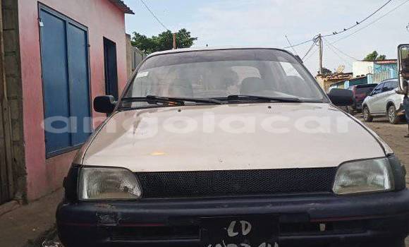 Comprar Usado Toyota Corolla Outro Carro em Catabola em Bie Comprar Usado Toyota Corolla Outro Carro em Catabola em Bie