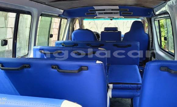 Buy Used Toyota Hiace Other Car in Caluquembe in Huila Buy Used Toyota Hiace Other Car in Caluquembe in Huila