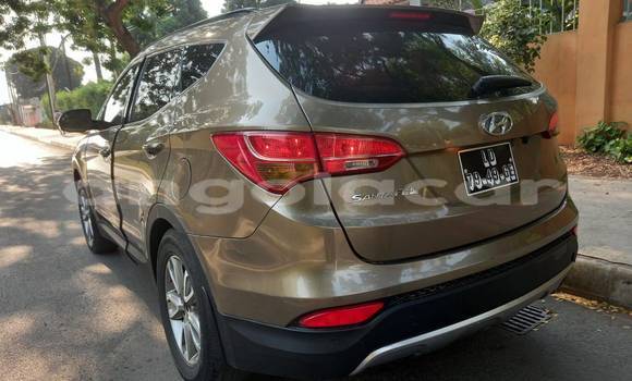Comprar Usado Hyundai Santa Fe Outro Carro em Catchiungo em Huambo Comprar Usado Hyundai Santa Fe Outro Carro em Catchiungo em Huambo