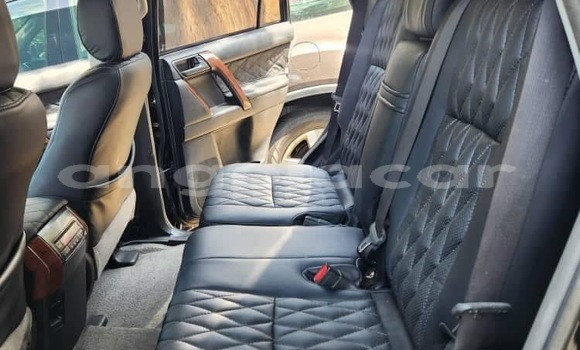 Buy Used Toyota Hilux Black Car in Luanda in Luanda Province Buy Used Toyota Hilux Black Car in Luanda in Luanda Province