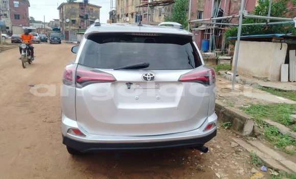 Buy Used Toyota RAV4 Other Car in Luanda in Luanda Province Buy Used Toyota RAV4 Other Car in Luanda in Luanda Province