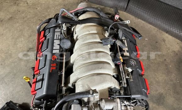 Buy CHRYSLER 300C SRT8 in Luanda in Luanda Province Buy CHRYSLER 300C SRT8 in Luanda in Luanda Province