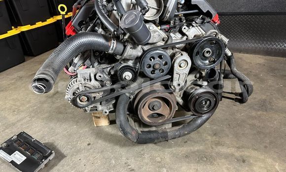 Buy CHRYSLER 300C SRT8 in Luanda in Luanda Province Buy CHRYSLER 300C SRT8 in Luanda in Luanda Province