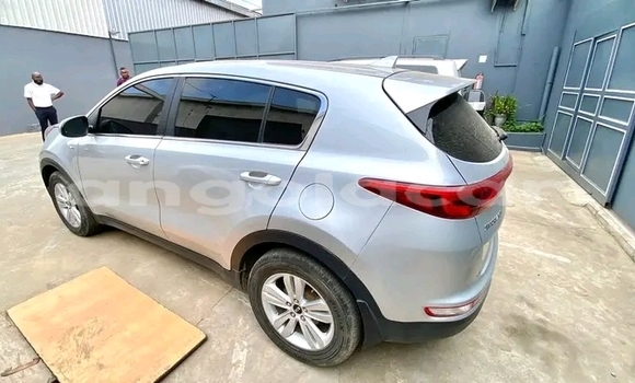 Buy Used Kia Sportage Other Car in Luanda in Luanda Province Buy Used Kia Sportage Other Car in Luanda in Luanda Province