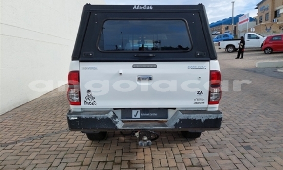 Comprar Usado Toyota Hilux Branco Carro em Luanda em Luanda Province Comprar Usado Toyota Hilux Branco Carro em Luanda em Luanda Province
