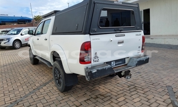 Comprar Usado Toyota Hilux Branco Carro em Luanda em Luanda Province Comprar Usado Toyota Hilux Branco Carro em Luanda em Luanda Province