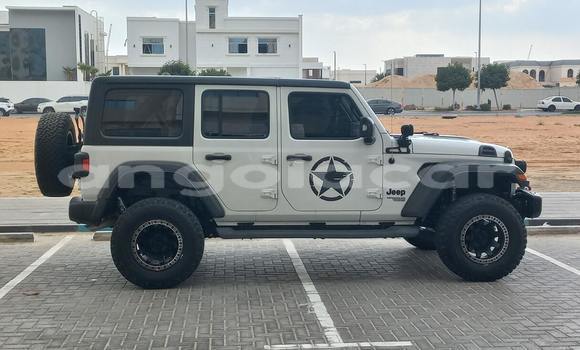 Buy Used Jeep Wrangler White Car in Luanda in Luanda Province Buy Used Jeep Wrangler White Car in Luanda in Luanda Province