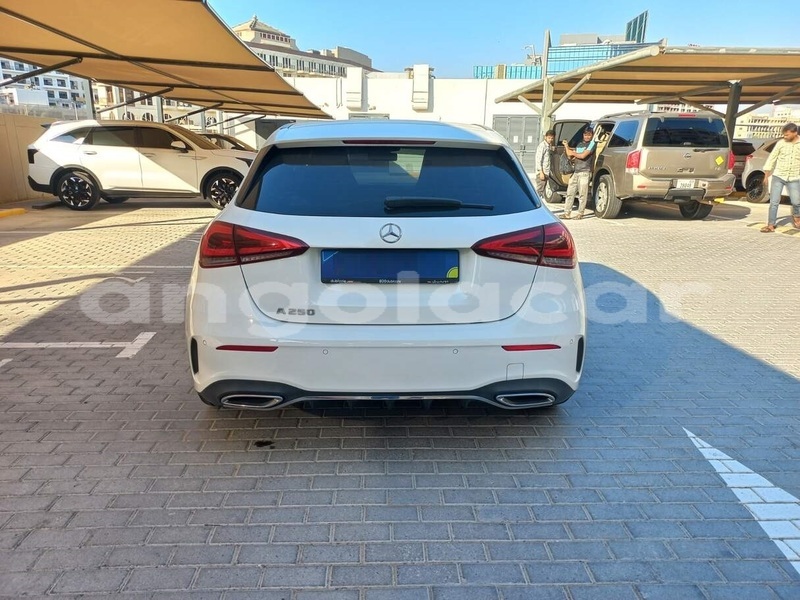 Big with watermark mercedes benz a200 luanda province luanda 37649