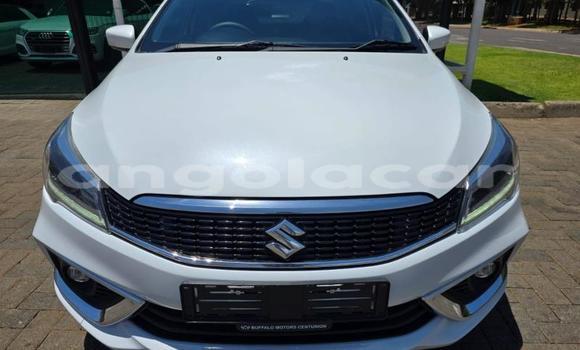 Comprar Usado Suzuki Ciaz Branco Carro em Luanda em Luanda Province Comprar Usado Suzuki Ciaz Branco Carro em Luanda em Luanda Province
