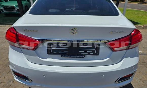 Comprar Usado Suzuki Ciaz Branco Carro em Luanda em Luanda Province Comprar Usado Suzuki Ciaz Branco Carro em Luanda em Luanda Province